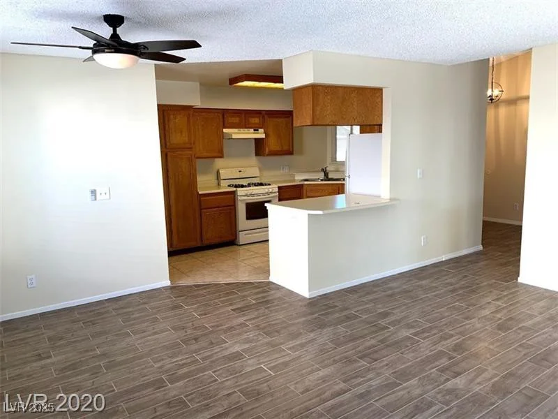 6632 Coastal Breeze, Las Vegas, NV 89108