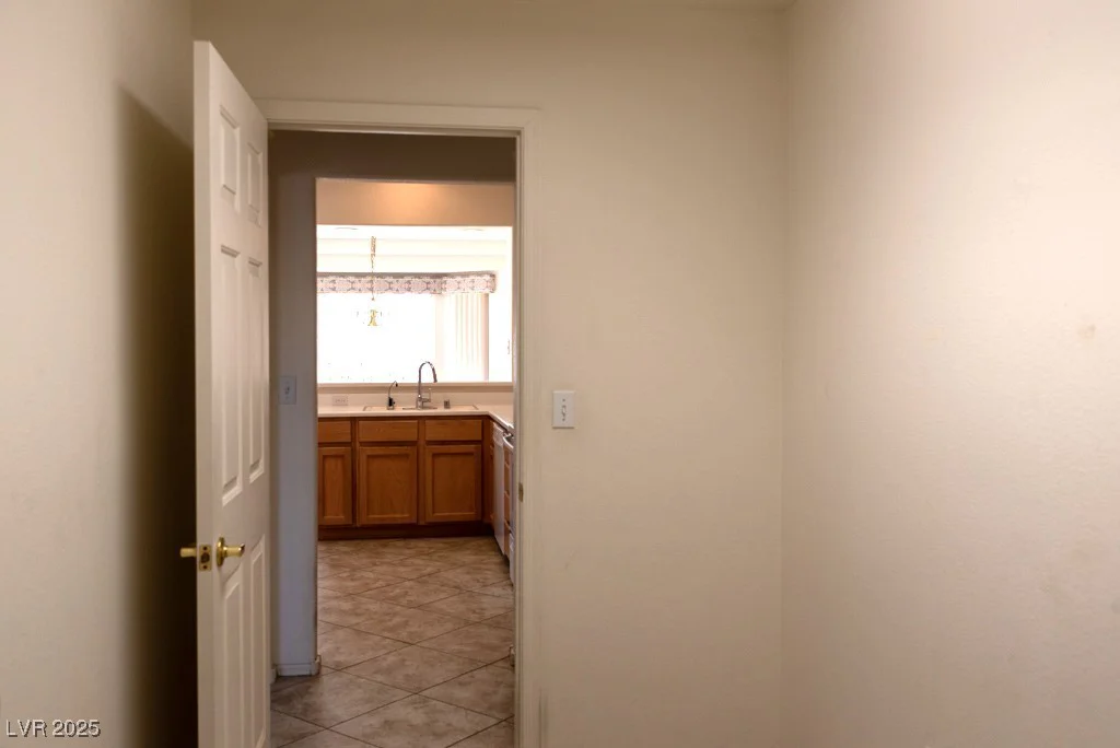 11009 Hawk Valley, Las Vegas, NV 89134