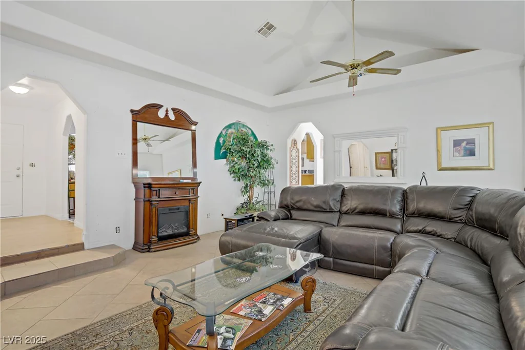 4838 Tioga, Las Vegas, NV 89149