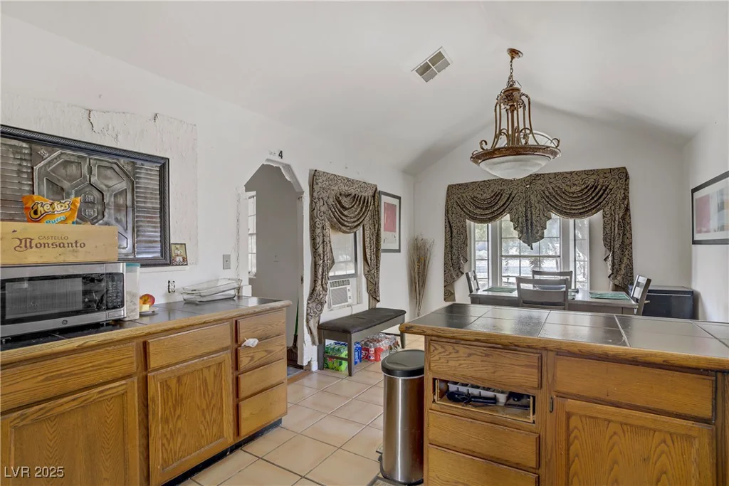 4838 Tioga, Las Vegas, NV 89149