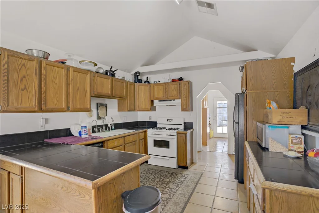 4838 Tioga, Las Vegas, NV 89149