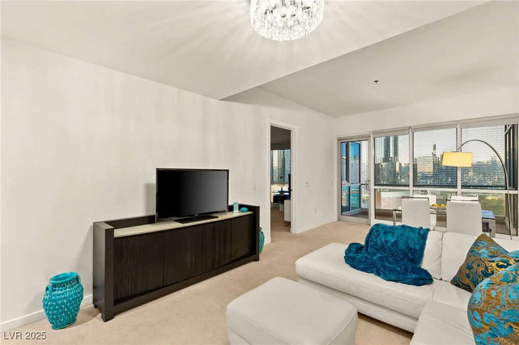 4575 Dean Martin, Las Vegas, NV 89103