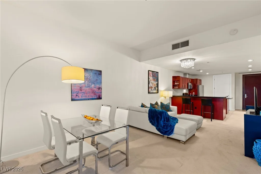4575 Dean Martin, Las Vegas, NV 89103