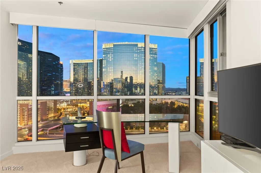4575 Dean Martin, Las Vegas, NV 89103