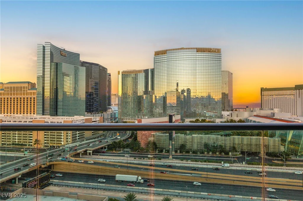 4575 Dean Martin, Las Vegas, NV 89103