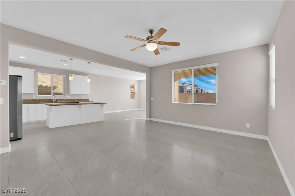 5832 Sleepy Willow, Las Vegas, NV 89148