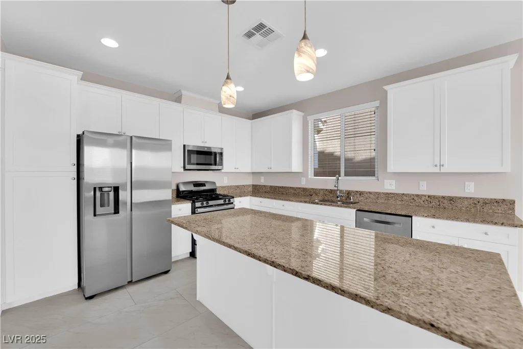 5832 Sleepy Willow, Las Vegas, NV 89148