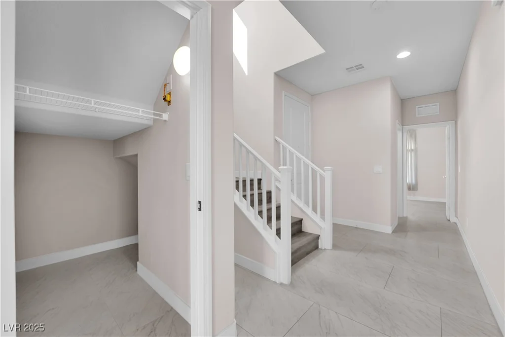 5832 Sleepy Willow, Las Vegas, NV 89148