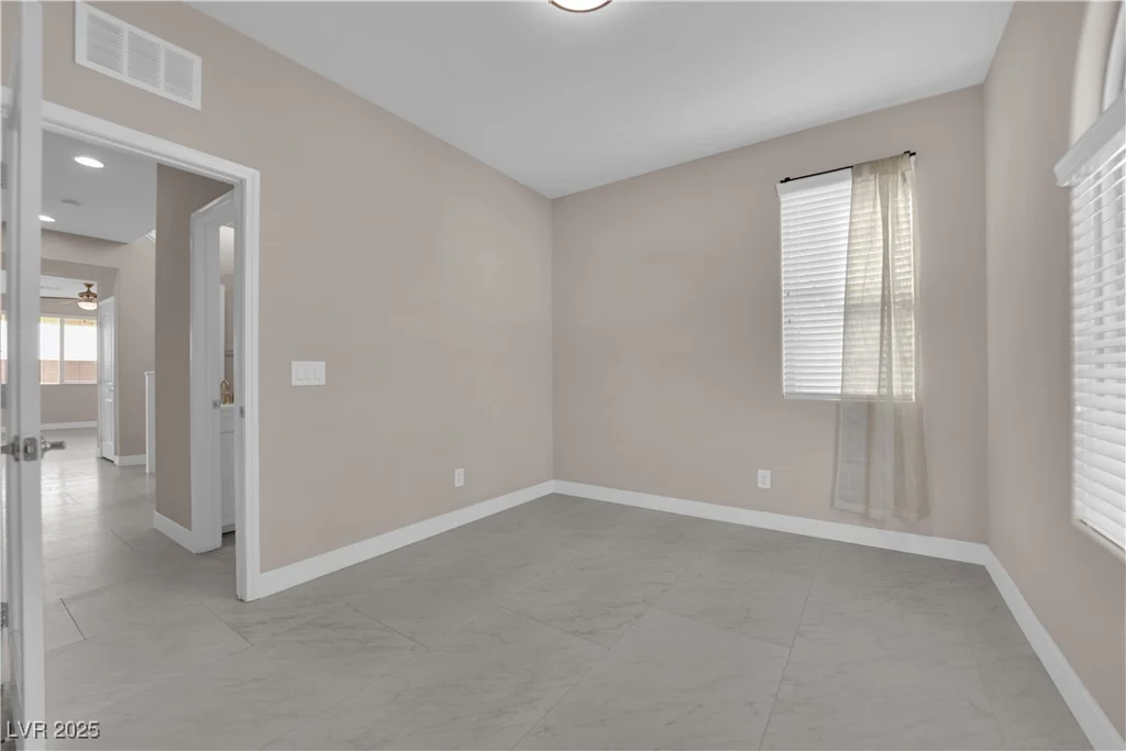 5832 Sleepy Willow, Las Vegas, NV 89148