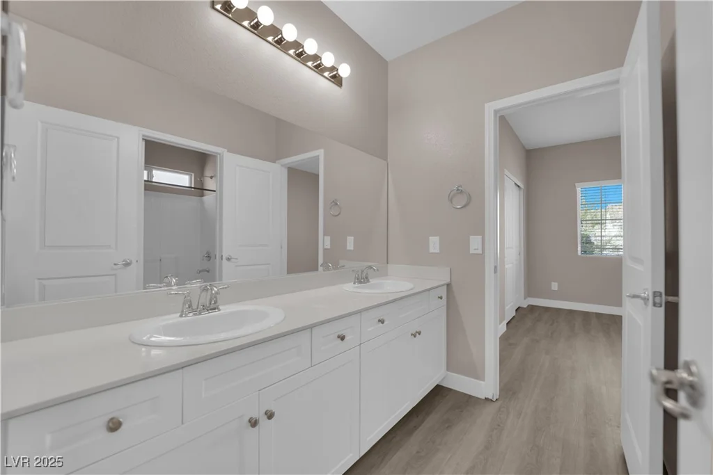 5832 Sleepy Willow, Las Vegas, NV 89148