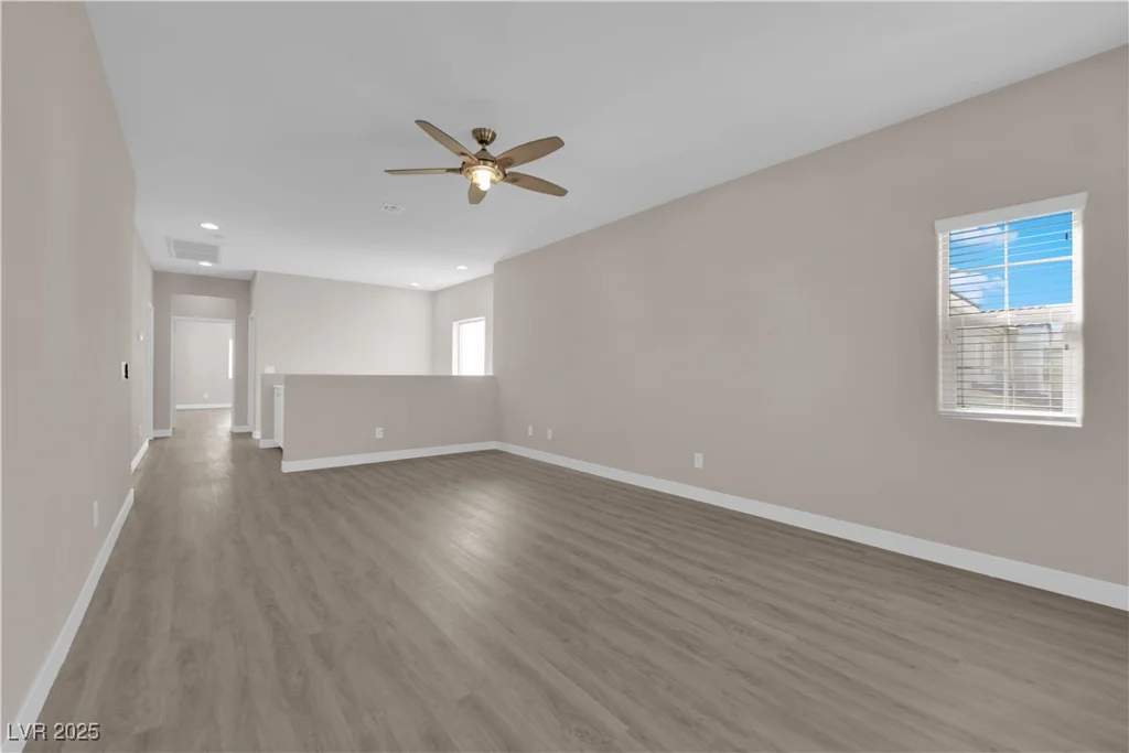 5832 Sleepy Willow, Las Vegas, NV 89148