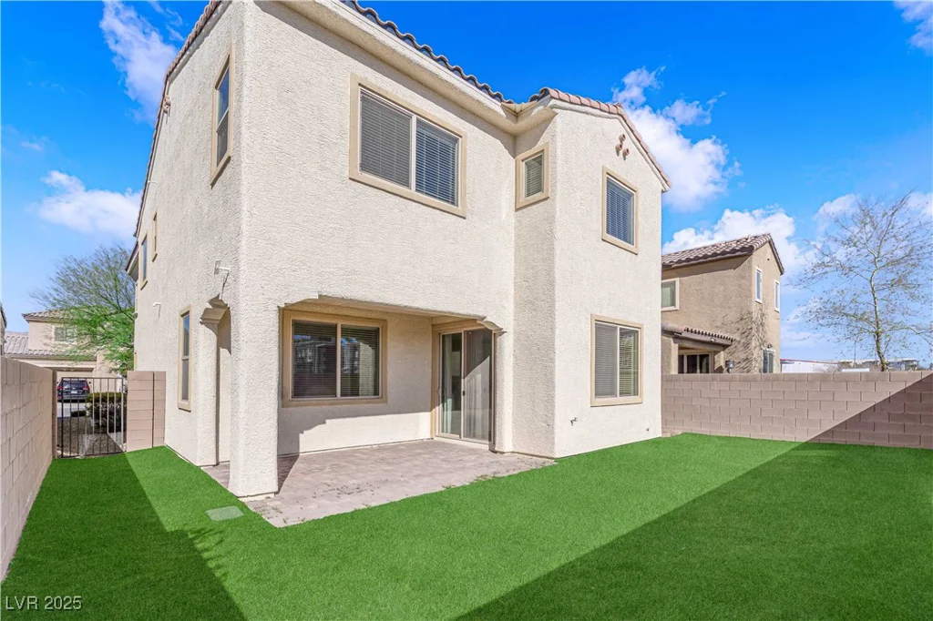 5832 Sleepy Willow, Las Vegas, NV 89148