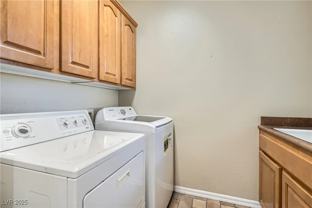 2021 Evansdale, Henderson, NV 89052