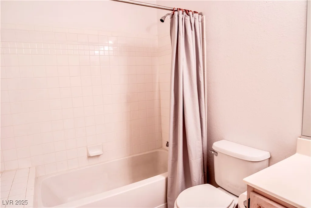 5415 Harmon, Las Vegas, NV 89103