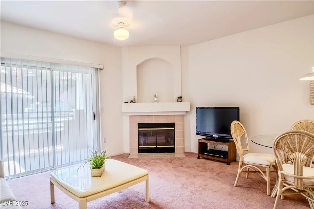 5415 Harmon, Las Vegas, NV 89103