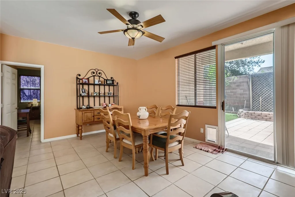 1375 Gran Vista, Henderson, NV 89012