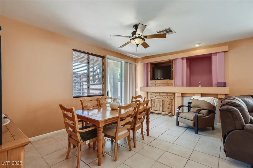 1375 Gran Vista, Henderson, NV 89012