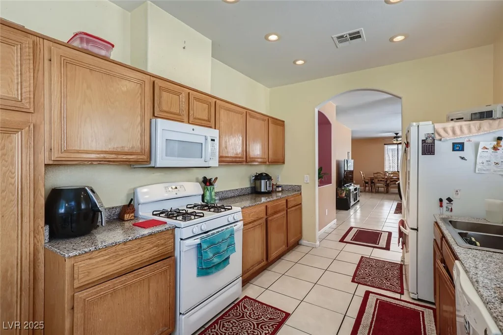 1375 Gran Vista, Henderson, NV 89012