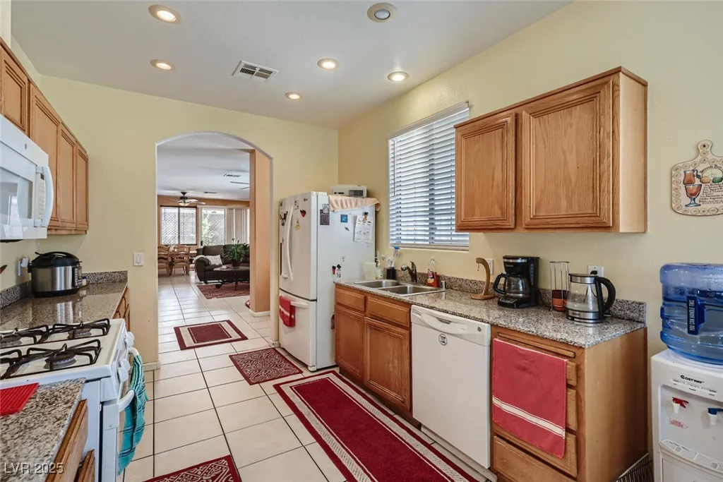 1375 Gran Vista, Henderson, NV 89012