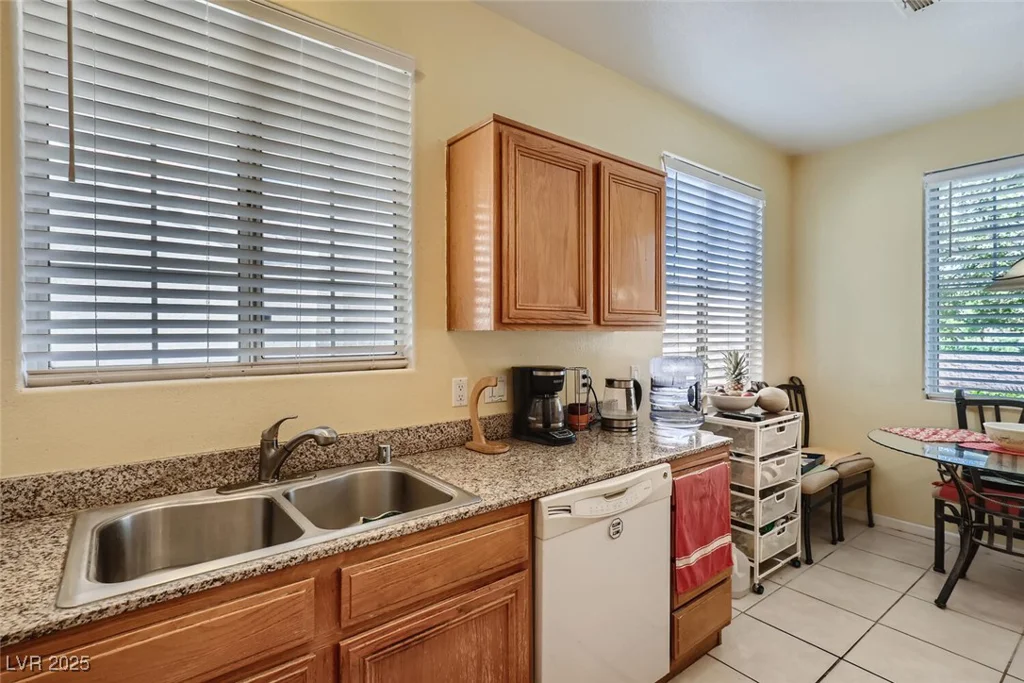 1375 Gran Vista, Henderson, NV 89012