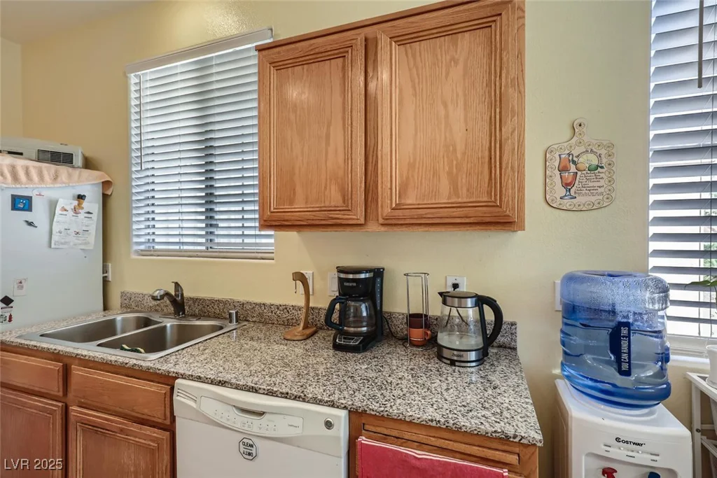 1375 Gran Vista, Henderson, NV 89012