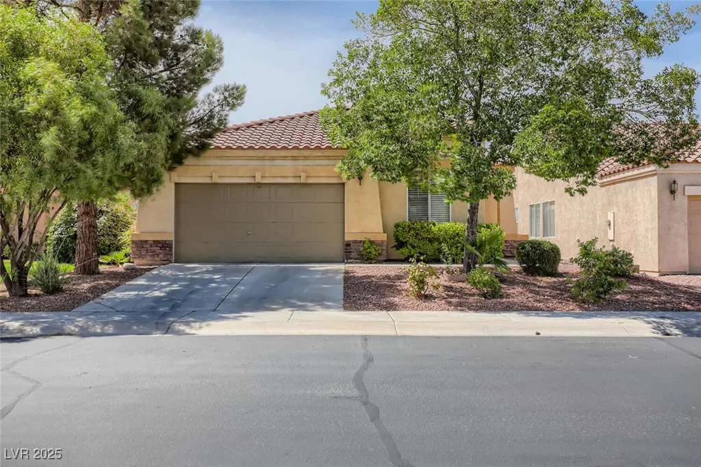 1375 Gran Vista, Henderson, NV 89012