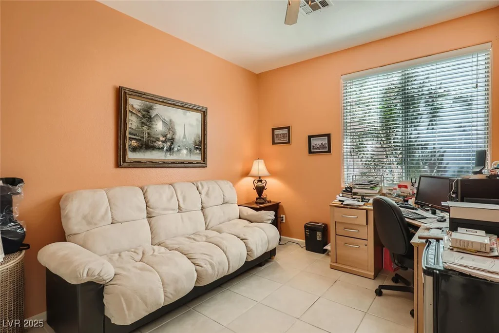 1375 Gran Vista, Henderson, NV 89012