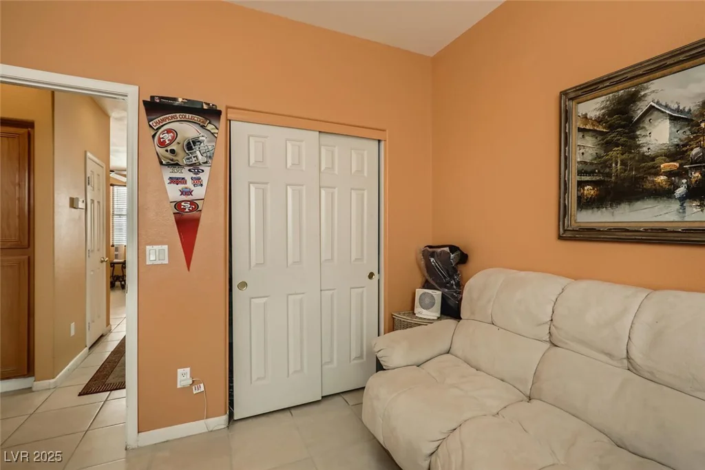 1375 Gran Vista, Henderson, NV 89012