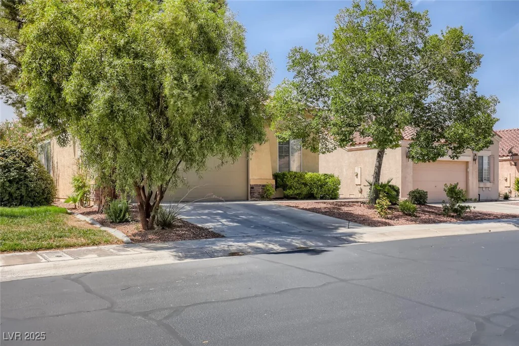 1375 Gran Vista, Henderson, NV 89012
