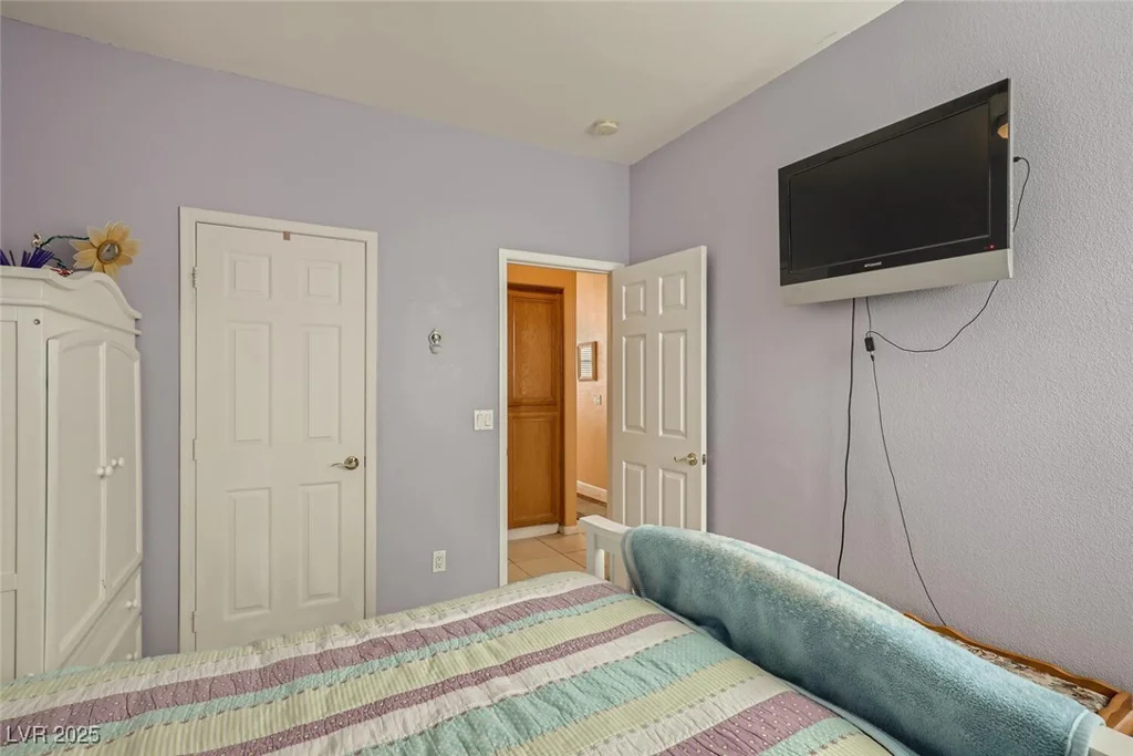 1375 Gran Vista, Henderson, NV 89012