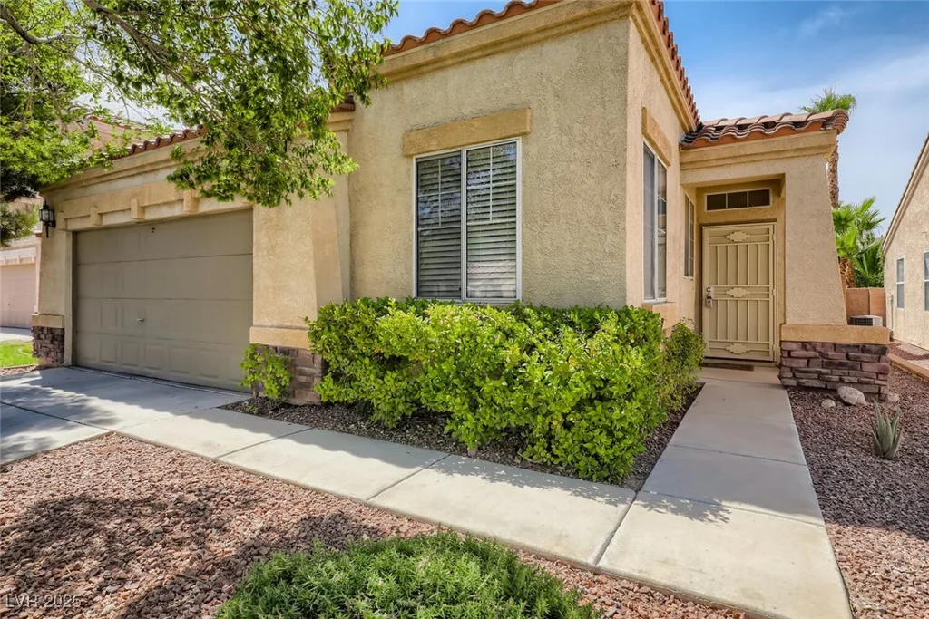 1375 Gran Vista, Henderson, NV 89012