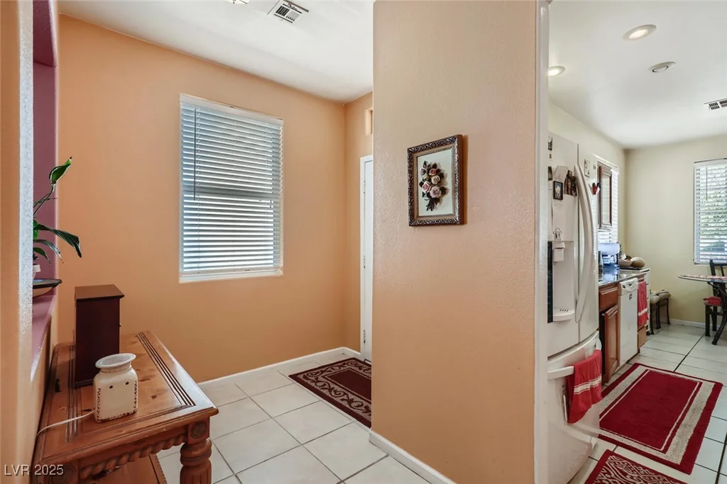 1375 Gran Vista, Henderson, NV 89012
