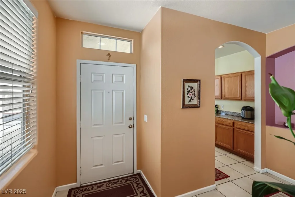 1375 Gran Vista, Henderson, NV 89012