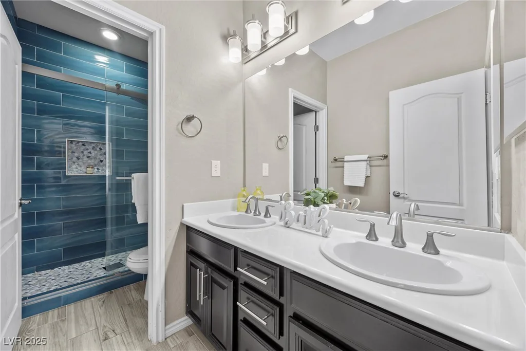 3428 Royal Calloway, Las Vegas, NV 89141