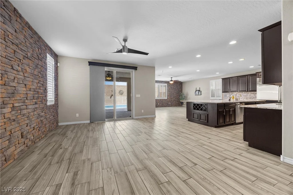 3428 Royal Calloway, Las Vegas, NV 89141