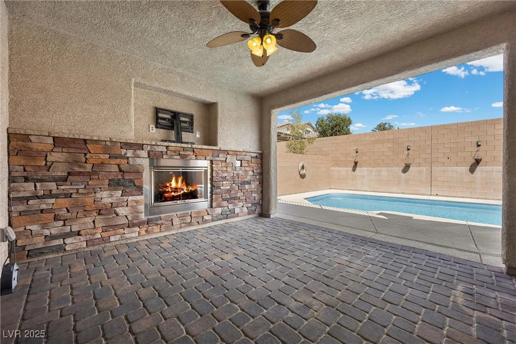3428 Royal Calloway, Las Vegas, NV 89141