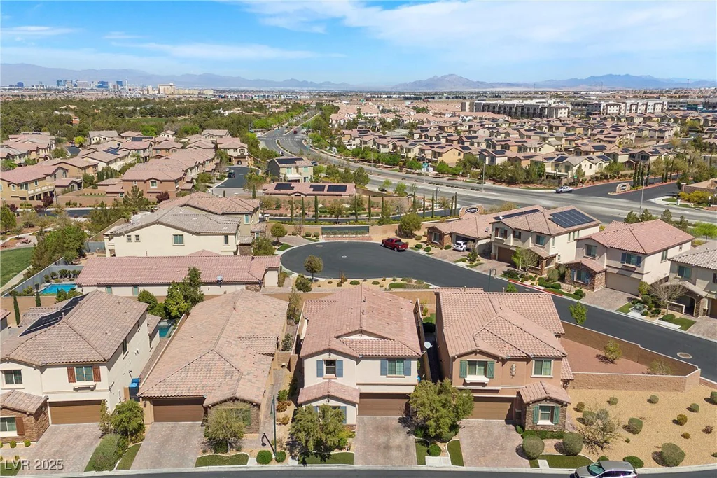 3428 Royal Calloway, Las Vegas, NV 89141