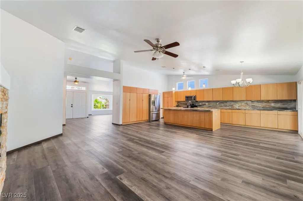 5217 Cold River, Las Vegas, NV 89130