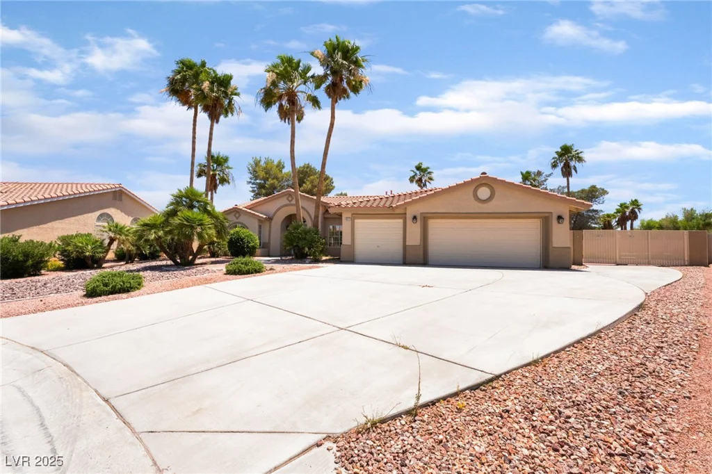 5217 Cold River, Las Vegas, NV 89130