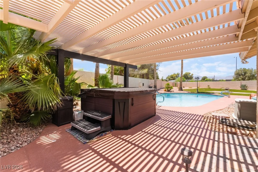 5217 Cold River, Las Vegas, NV 89130
