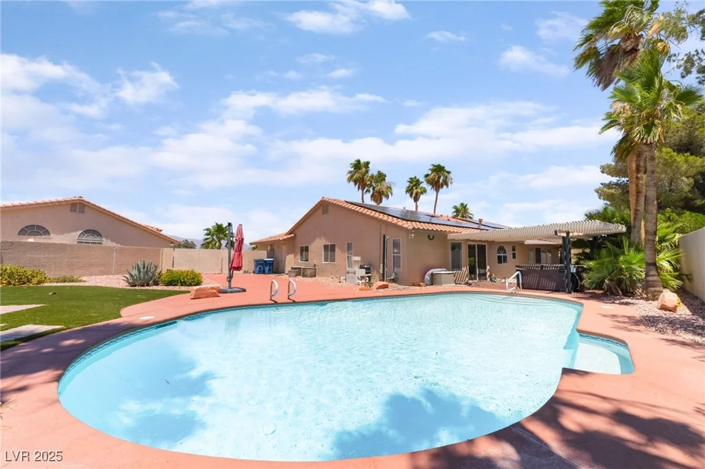 5217 Cold River, Las Vegas, NV 89130