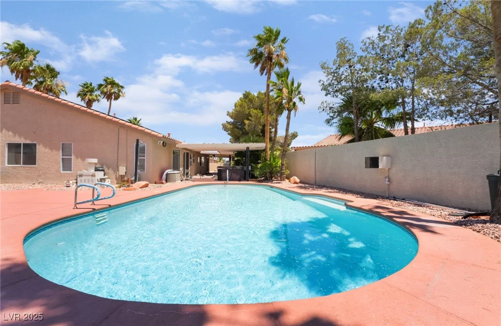 5217 Cold River, Las Vegas, NV 89130