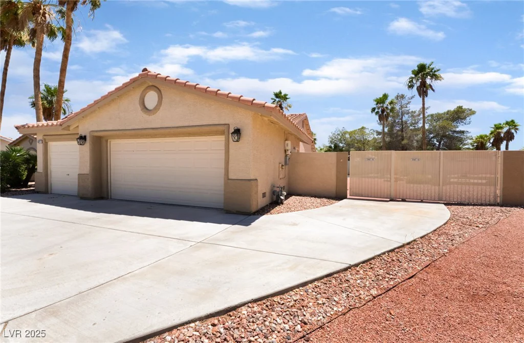 5217 Cold River, Las Vegas, NV 89130