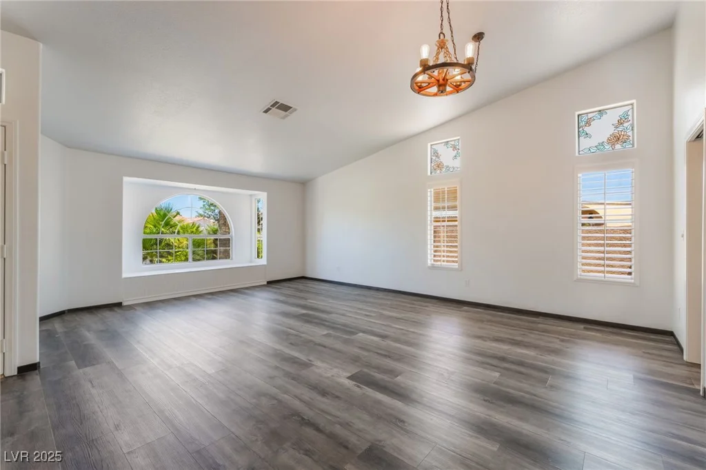 5217 Cold River, Las Vegas, NV 89130