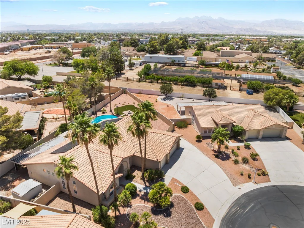 5217 Cold River, Las Vegas, NV 89130