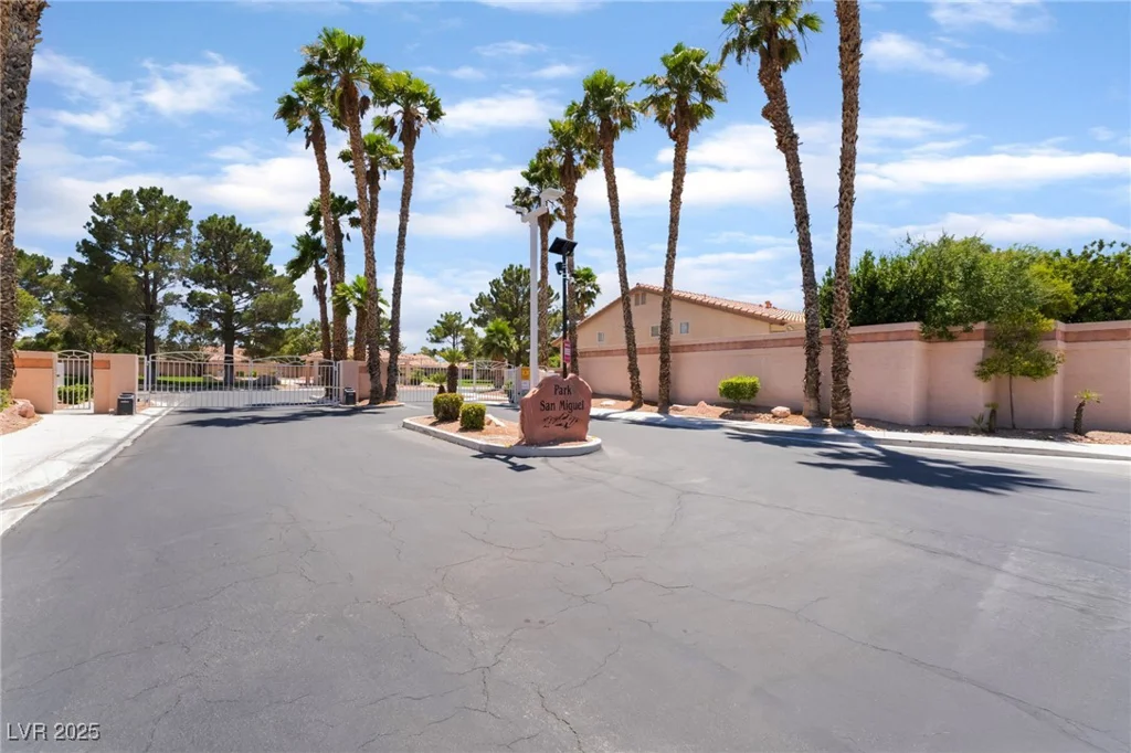 5217 Cold River, Las Vegas, NV 89130