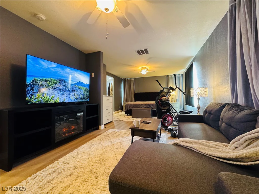 6495 Little Harbor, Las Vegas, NV 89141