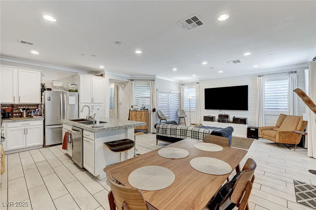 134 Lomita Heights, Las Vegas, NV 89138