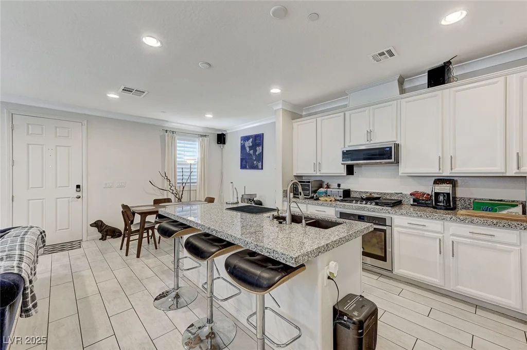 134 Lomita Heights, Las Vegas, NV 89138