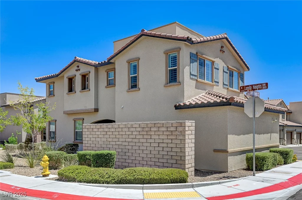 134 Lomita Heights, Las Vegas, NV 89138